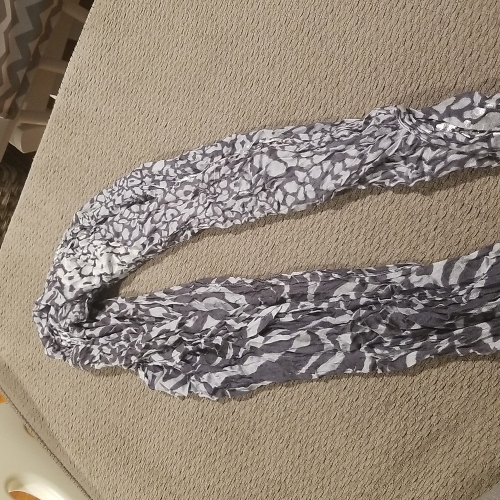 Express Infinity Scarf - Picture 5 of 6